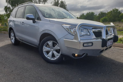 Subaru Forester 2.0D-L S4