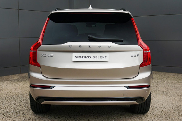2023 Volvo XC90  Ultimate B6 Dark SUV Image 3