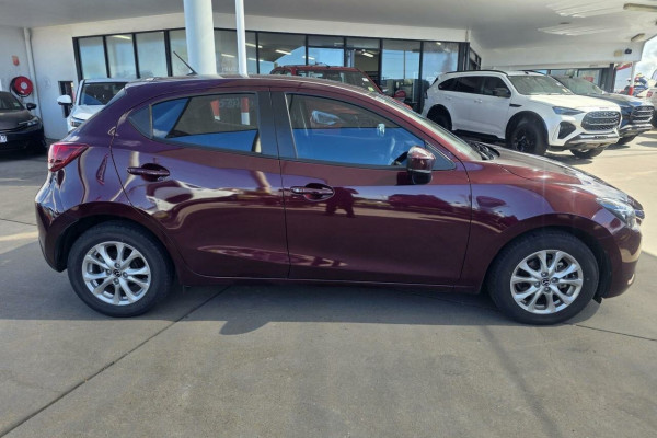 2017 Mazda 2 DJ Series Maxx Hatch Image 8