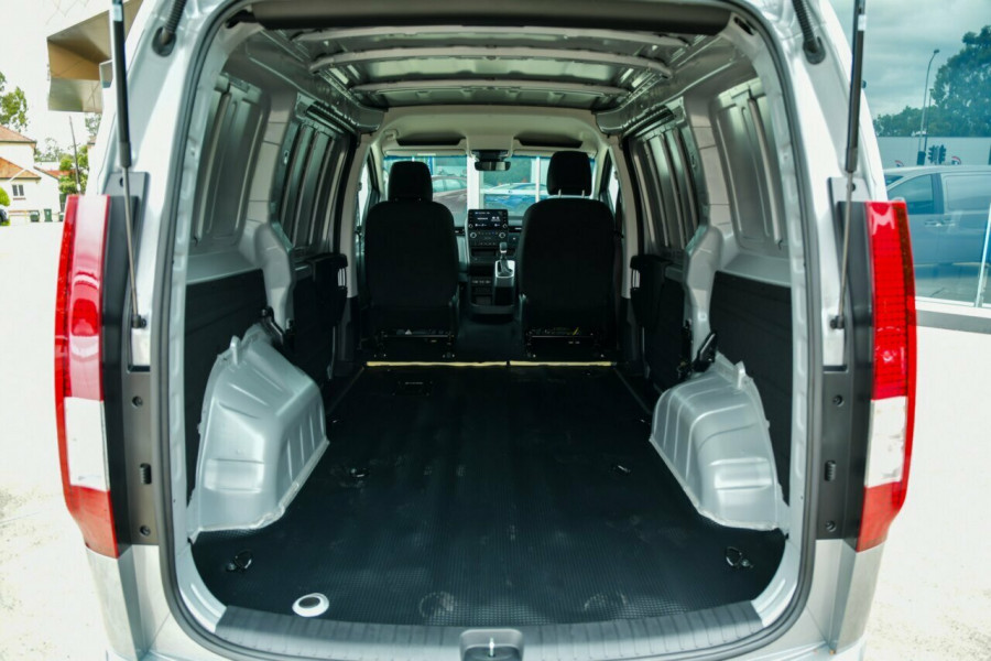 2024 MY25 Hyundai Staria Load US4.V3  Van Image 8
