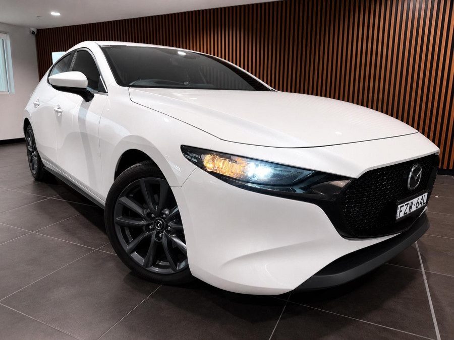 2026 Mazda 3 BP Series G20 Evolve Hatch Image 1