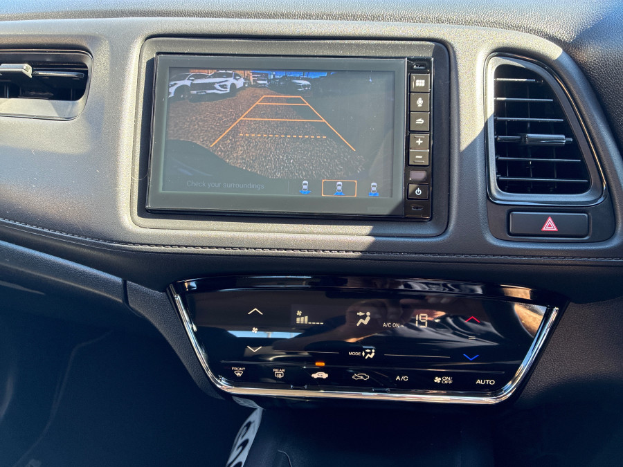 2020 MY21 Honda HR-V  VTi SUV Image 18