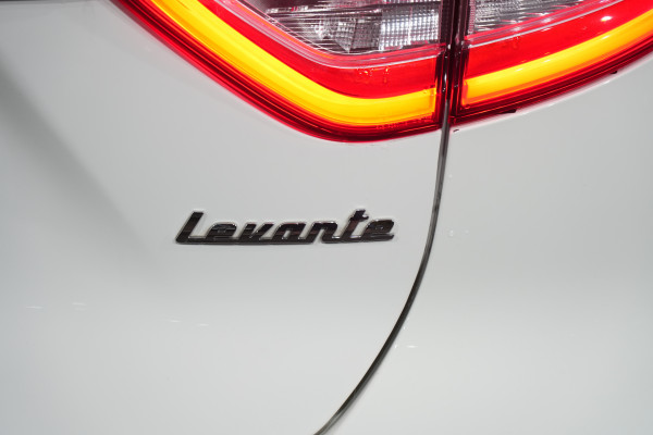 2020 Maserati Levante SUV Image 9