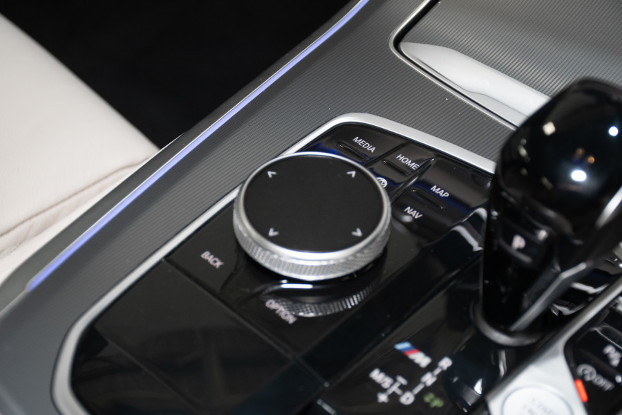 2020 BMW X5 M50i SUV Image 20