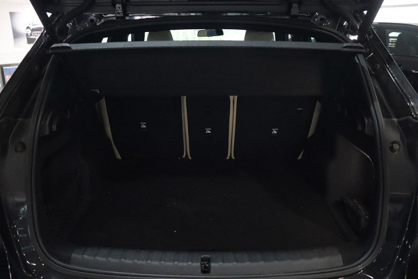 2024 BMW iX1 U11 eDrive20 xLine SUV image 11