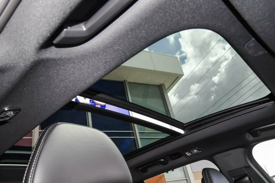 2019 MY20 Volvo XC90 L Series T6 R-Design Suv Image 13