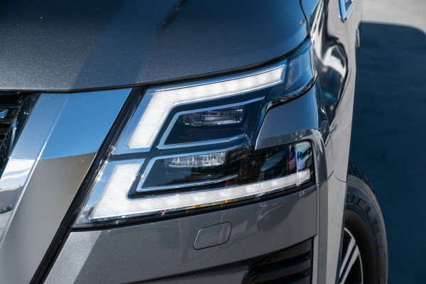 2023 Nissan Patrol Y62 Ti-L SUV image 25