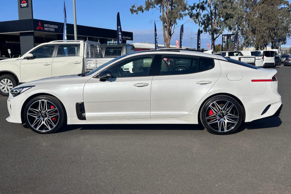 2022 Kia Stinger CK GT Sedan Image 2