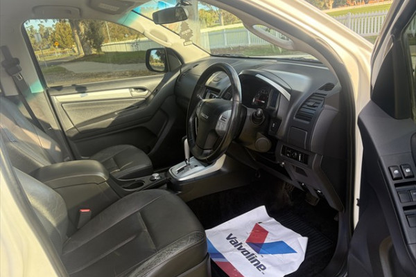2015 Isuzu MU-X LS-T SUV Image 10