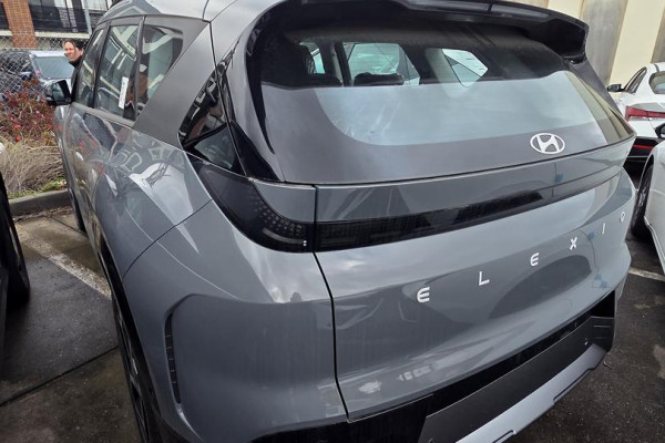 2026 Hyundai KONA SX2.V3 Electric Elite SUV Image 4
