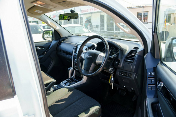 2021 Isuzu MU-X RJ LS-U SUV Image 16