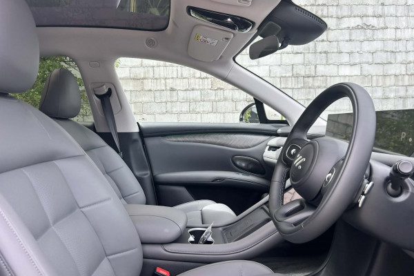 2026 MY25 MG IM6 S12L Platinum SUV Image 9
