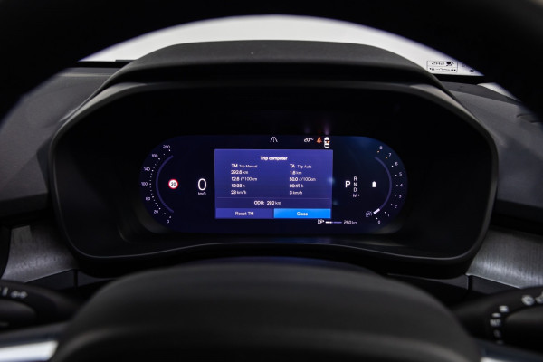 2026 Volvo XC40 XZ Plus B4 SUV Image 18