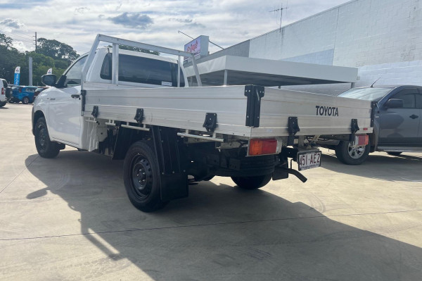 2020 Toyota Hilux TGN121R Workmate Cab Chassis Image 5