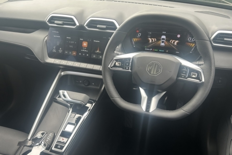 2025 MG ZS ZS32 Essence SUV Image 12