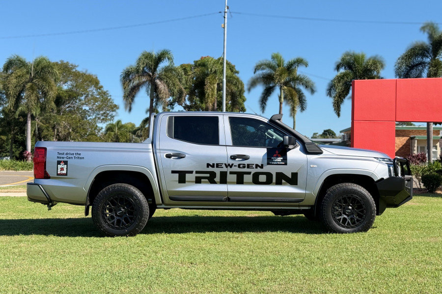 2024 Mitsubishi Triton MV GLX Ute Image 9