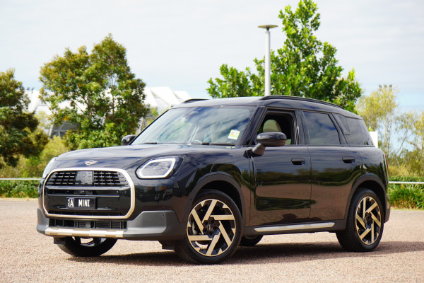 2024 MINI Countryman U25 C Favoured Other