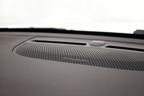 2022 MY23 Volvo C40 XK Recharge Twin SUV Image 9