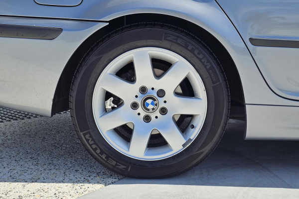 2004 BMW 3 Series E46 318i M Sport Sedan Image 9