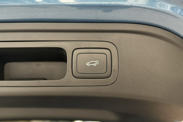 2026 MG MGS5 EV ZS3EM Essence 49 SUV Image 8