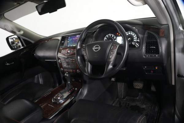 2022 Nissan Patrol Ti-L SUV Image 12