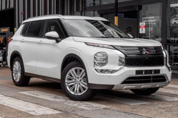 2024 Mitsubishi Outlander ZM LS SUV