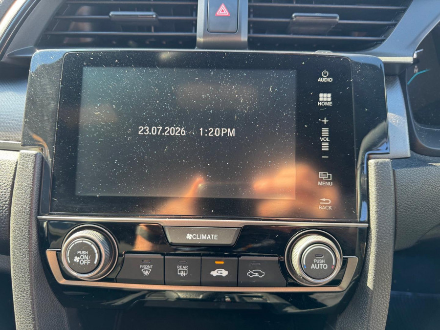 2018 Honda Civic 10th Gen VTi Hatch Image 18