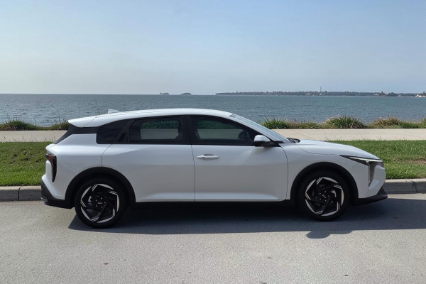2025 MY26 Kia K4 CL4m Sport Hatch Image 2