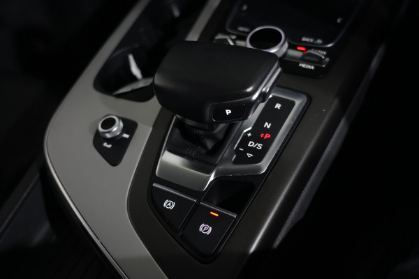 2016 Audi Q7 4M TDI SUV Image 17