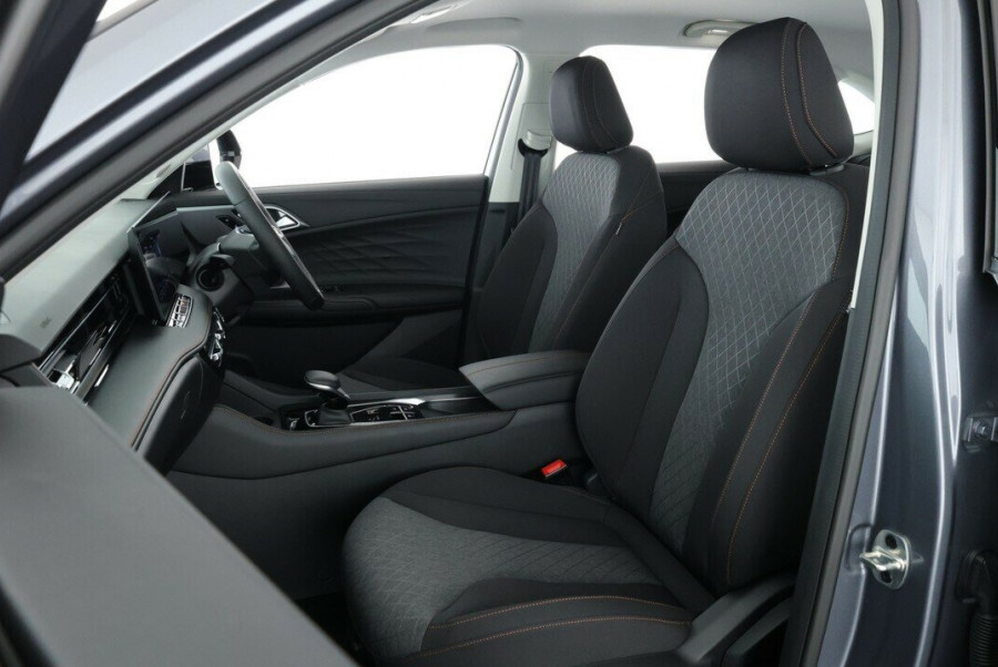 2024 MY24.5 MG HS AS33 Vibe SUV Image 29
