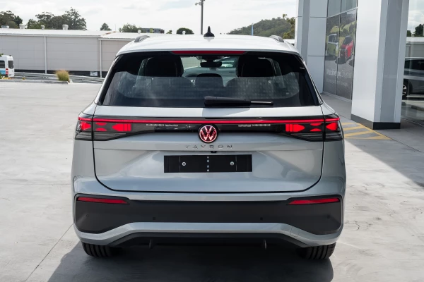 2026 Volkswagen Tayron R4 110TSI Life SUV Image 5