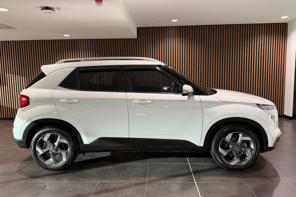 2020 Hyundai Venue QX Active SUV Image 5