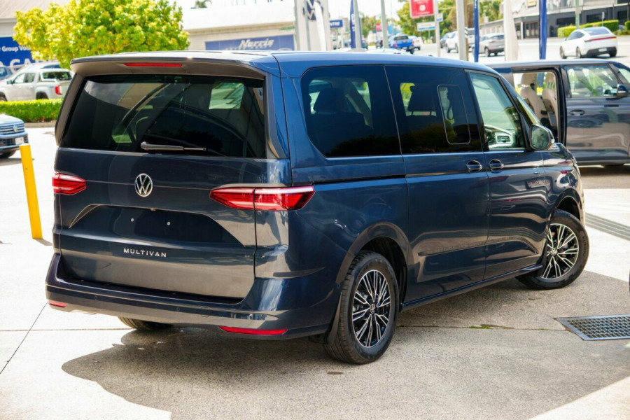 2026 Volkswagen Multivan T7 TDI360 Life SWB Convertible Image 2