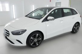 2019 Mercedes-Benz B180 W247 B180 Hatchback Image 3