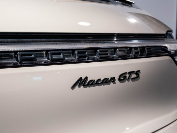 2022 MY23 Porsche Macan 95B GTS SUV image 40