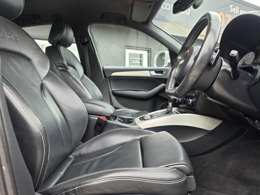 2013 Audi SQ5 8R TDI SUV Image 20