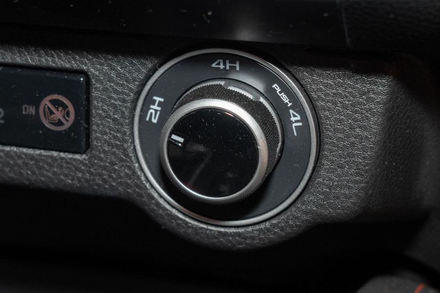 2026 MY25 Mazda BT-50 TF SP Ute Image 14