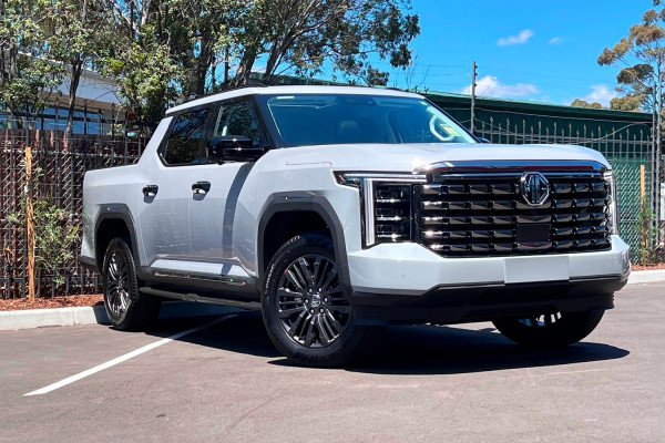 2026 MY25 MG U9 EKK1C Explore Pro Ute