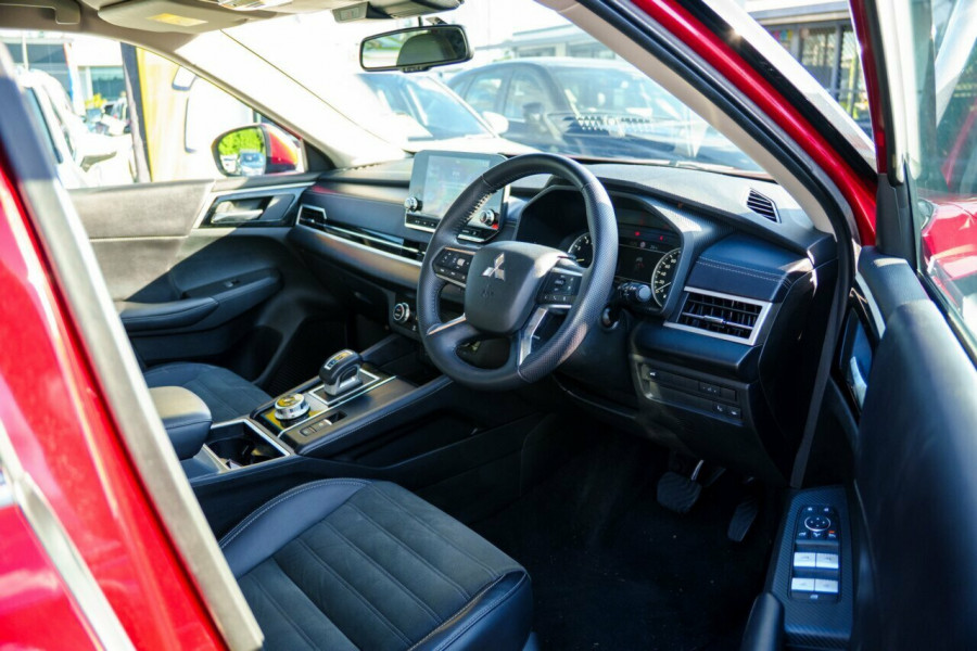 2023 MY24 Mitsubishi Outlander ZM Aspire SUV Image 19
