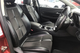 2016 Holden Commodore VF II  SV6 Sedan