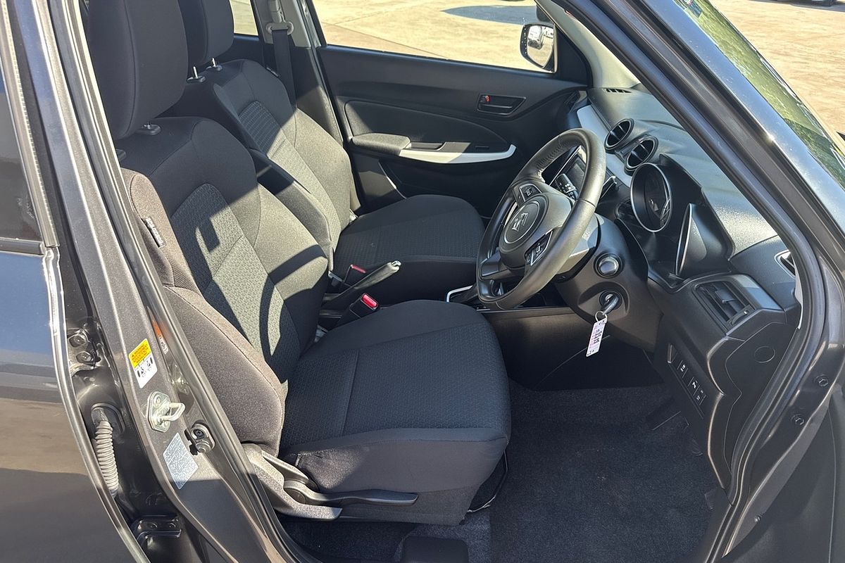2023 Suzuki Swift AZ Series II GL S Hatch Image 9