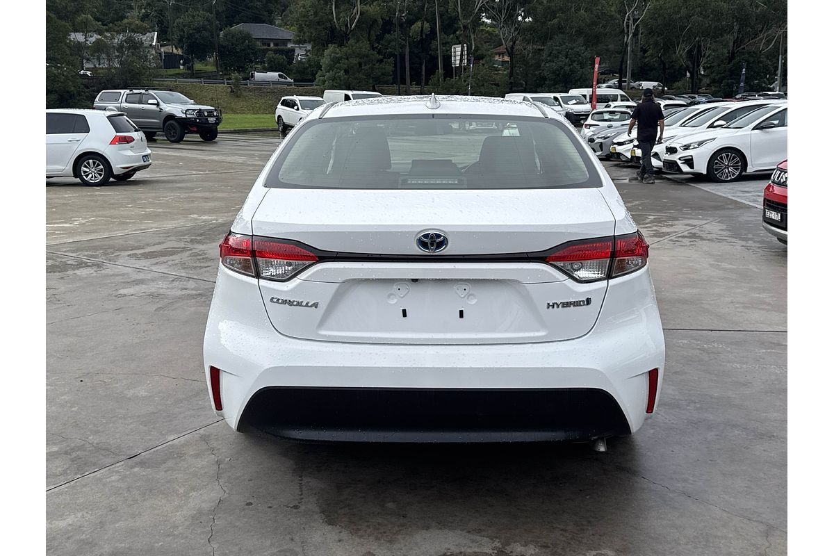 2023 Toyota Corolla ZWE219R  Ascent Sport Hybrid Sedan Image 4