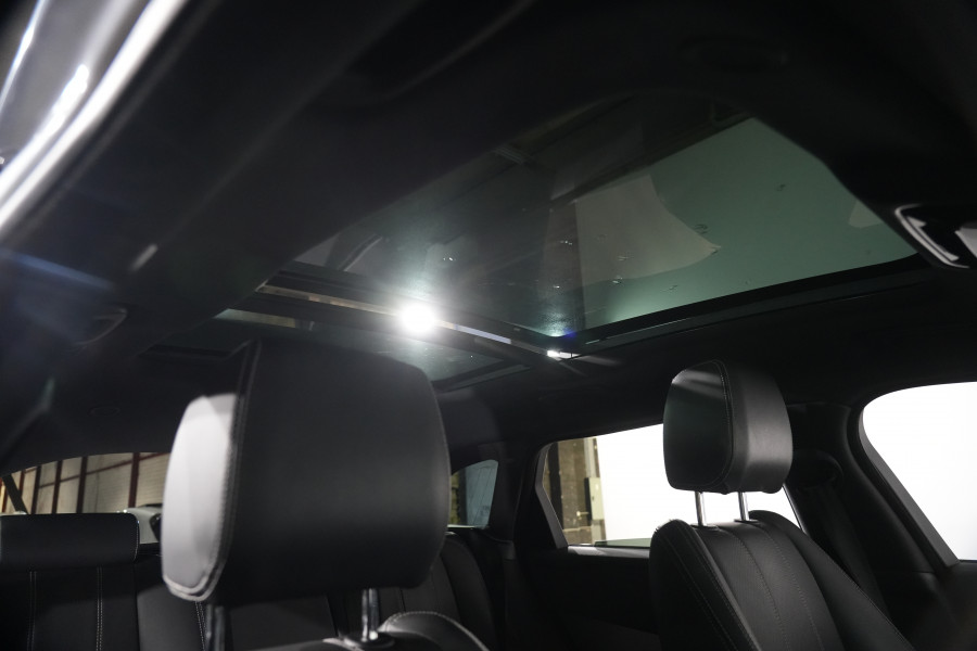 2023 Land Rover Range Rover Velar L560 P250 R-Dynamic SE SUV
