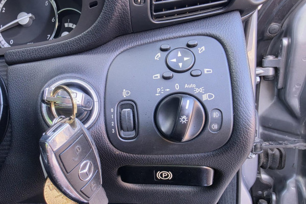 2010 Mercedes-Benz CLA-Class CL203 CLC200 Kompressor Coupe Image 23