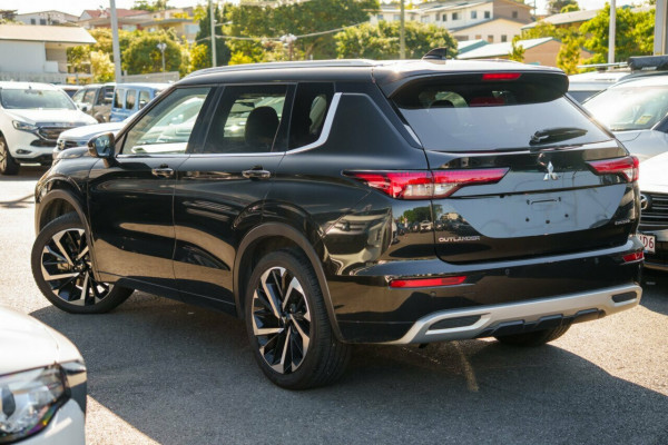 2023 MY24 Mitsubishi Outlander ZM Exceed SUV