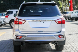 2019 Isuzu UTE MU-X LS-T 4x4 Wagon Image 3