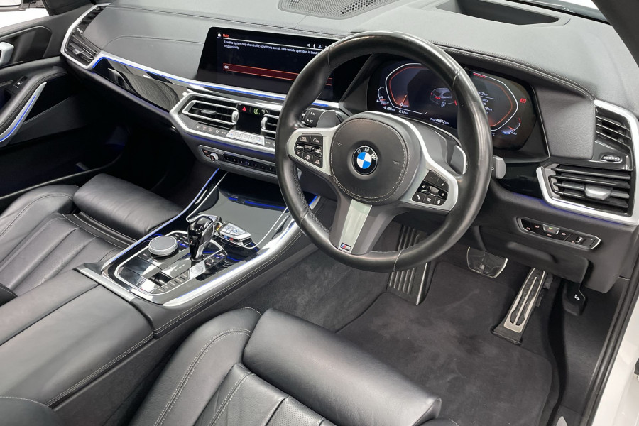 2022 BMW X5 G05 xDrive40i M Sport SUV Image 16