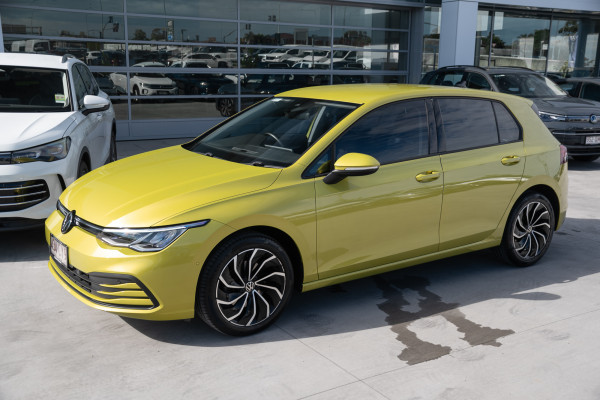 2021 MY22 Volkswagen Golf 8 110TSI Life Hatch image 3