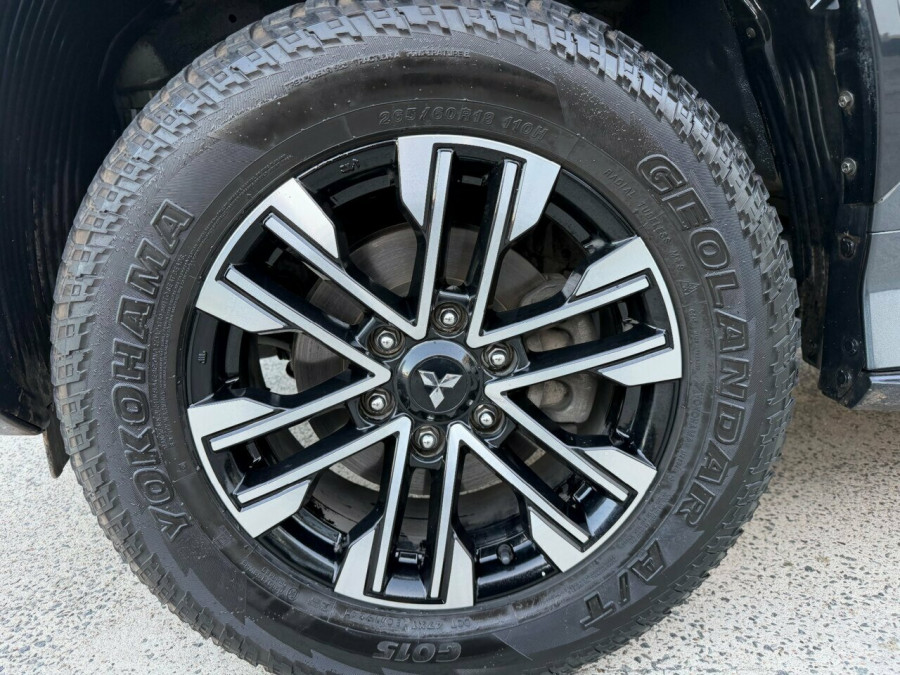 2020 Mitsubishi Pajero Sport QF GLS SUV Image 12