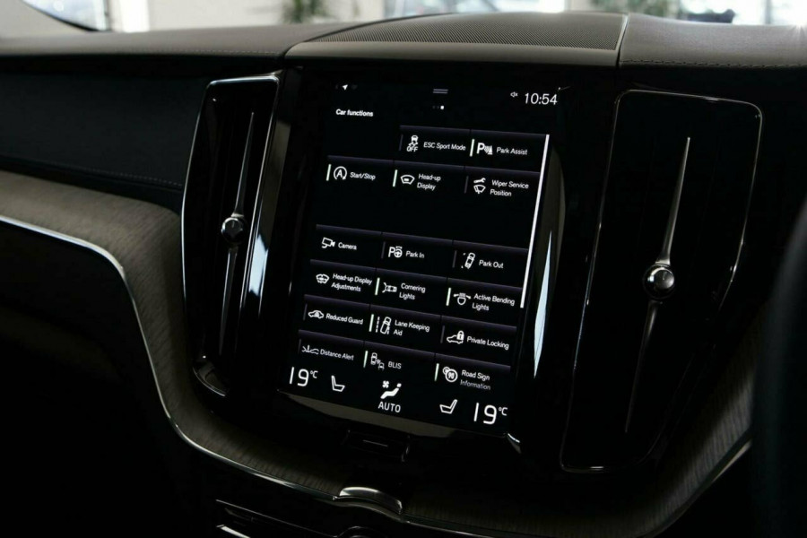 2019 Volvo XC60 UZ MY19 D4 AWD Inscription Suv Image 16